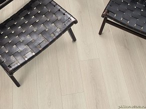 Egger Classic 32-8 WV4 EPL137 Дуб Эльтон белый 32 класс Ламинат 1292х193х8