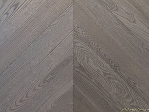 Wood Bee Chevron Ясень Фог (Fog) Инженерная доска Матовая 510x92x12